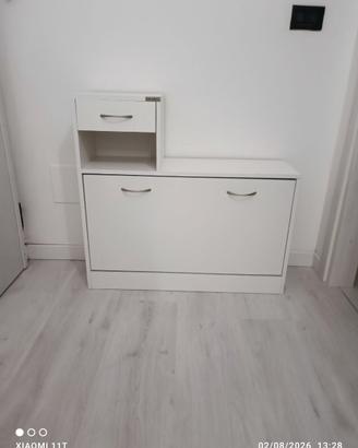 Scarpiera con cassettino