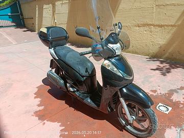Honda sh 300 nero