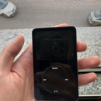 iPod classic Nero funzionante ma senza caricatore