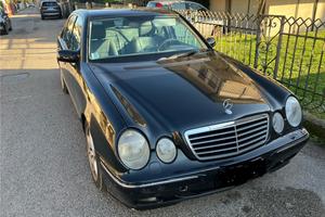 Mercedes E320 + E270 cdi