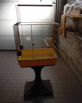 Gabbia x pappagallo con trespolo.