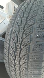 Nokian 245 65 R 17 invernali