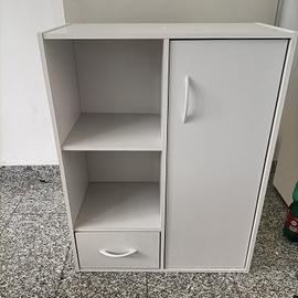 piccolo ripostiglio, misure in foto