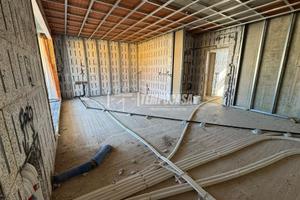 NUOVA COSTRUZIONE - AMPIO APPARTAMENTO AL PRIMO PI