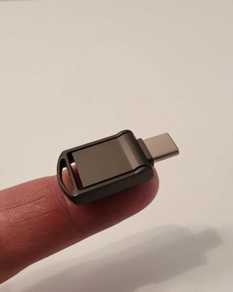 Chiavetta Dual USB 3.2/Type C 2 TB