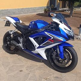 Suzuki GSXR 750