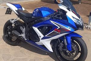Suzuki GSXR 750