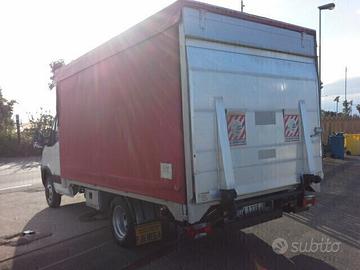 Iveco Daily 35c12 2.3 hpi con sponda idraulica
