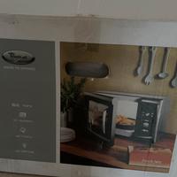 Forno a microonde imballato Whirpool