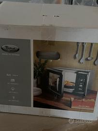 Forno a microonde imballato Whirpool