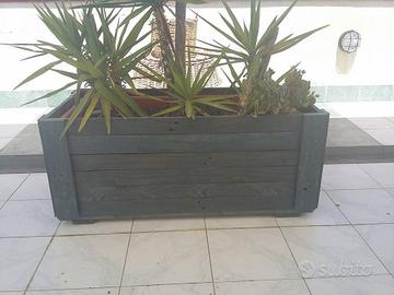Fioriera realizzata in pallet per esterni