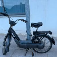 Piaggio ciao anno 1990 tenuto da amatore