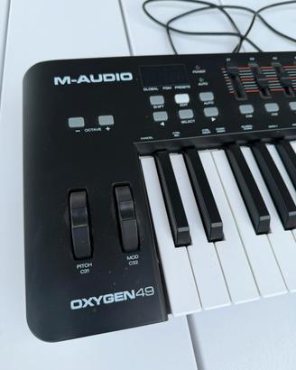 Tastiera midi usb