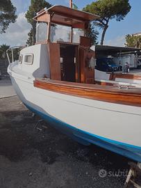 Splendida barca a motore modello gozzo Norvegese