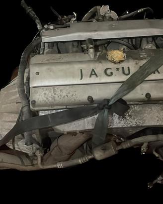 MOTORE 3.2 BENZINA JAGUAR XJ6 1996
