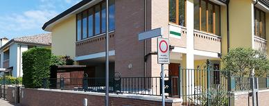 Villetta quadrilocale posta al primo piano