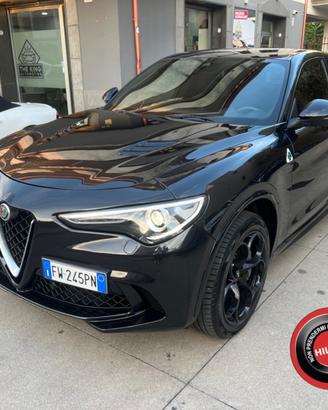 Alfa Romeo Stelvio 2.9 Bi-Turbo V6 510 CV AT8 Quad