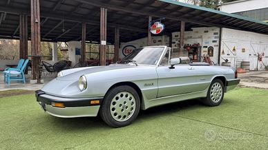 Alfa Romeo Spider 2.0i Quadrifoglio Verde – 1987