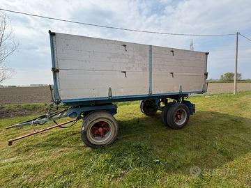 Rimorchio agricolo Bertoia