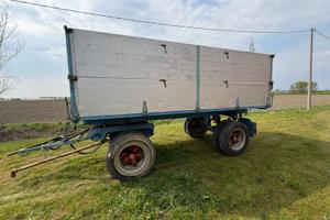 Rimorchio agricolo Bertoia