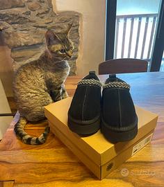 UGG  TAZZ  nuove  n. 36