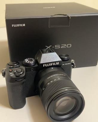 FUJIFILM XS20 nuova mai usata