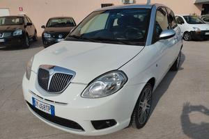 Lancia Ypsilon 1.2 60cv Platino Neopatentati 