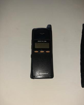 telefonino vintage motorola microtac