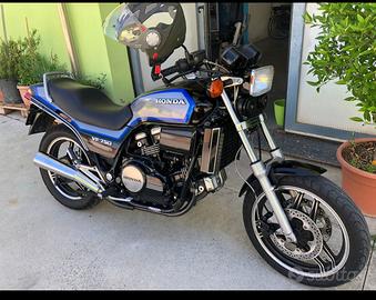 Honda VF 750 sport 1985