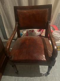 Sedia a poltrona legno e pelle