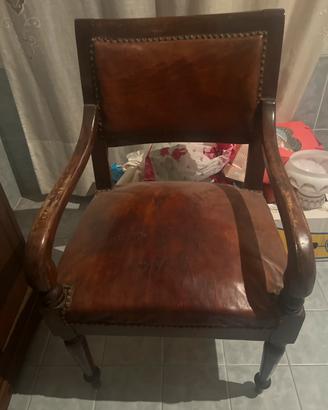 Sedia a poltrona legno e pelle