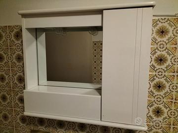 Pensile bagno con specchio