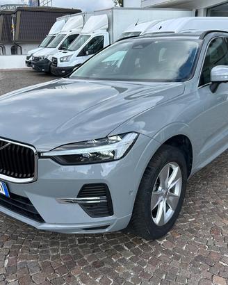 VOLVO XC60 B5 AWD automatico Core