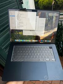 Apple MacBook Air 15” M2 16GB / 256GB 2 cicli 100%