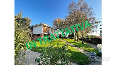 VILLA SINGOLA A DAIRAGO