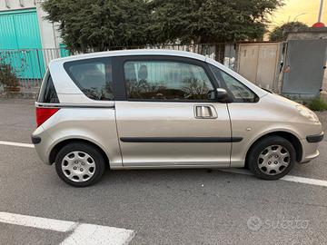 peugeot 1007