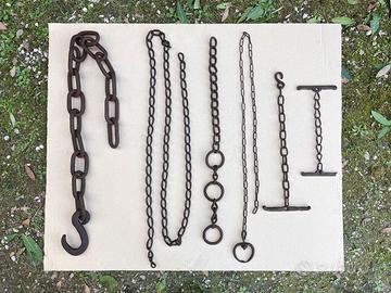 Antica catena da stalla per bovini