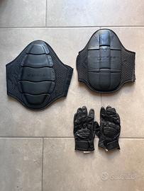 PARASCHIENA E GUANTI PELLE DAINESE