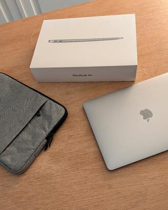 MAC BOOK AIR 13 RETINA 8/128