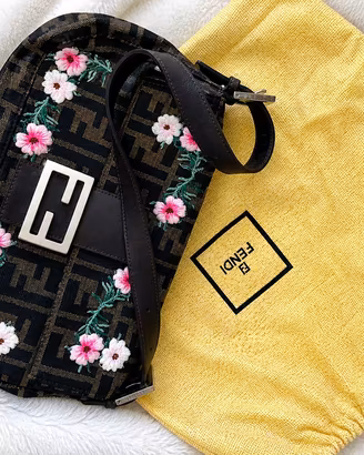 Fendi Baguette Zucca Ricamo Floreale Rara Bag