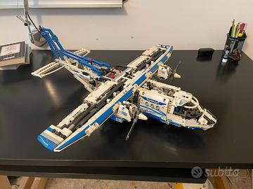 LEGO Technic 42025 Aereo Cargo