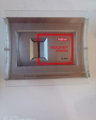 Marlboro Compact pubblicitario 2000