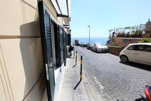 Bilocale indipendente a Posillipo Parco Carelli