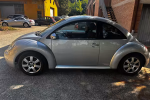 Volkswagen New Beetle 1.9 TDI 101CV