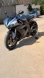 Yamaha R1