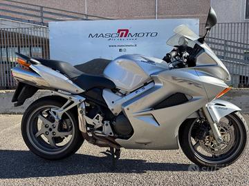 Honda VFR 800
