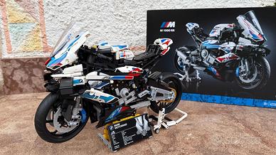 LEGO Technic 42130 BMW M 1000 RR
