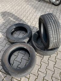 Gomme Continental 225/60 17 V