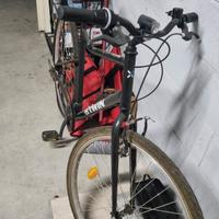 B'Twin Riverside 100 bicicletta 