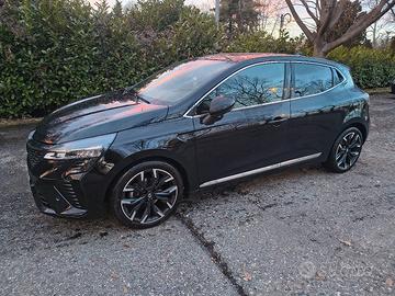 Renault Clio 5 GPL Techno 100 CV 2024 Garanzia